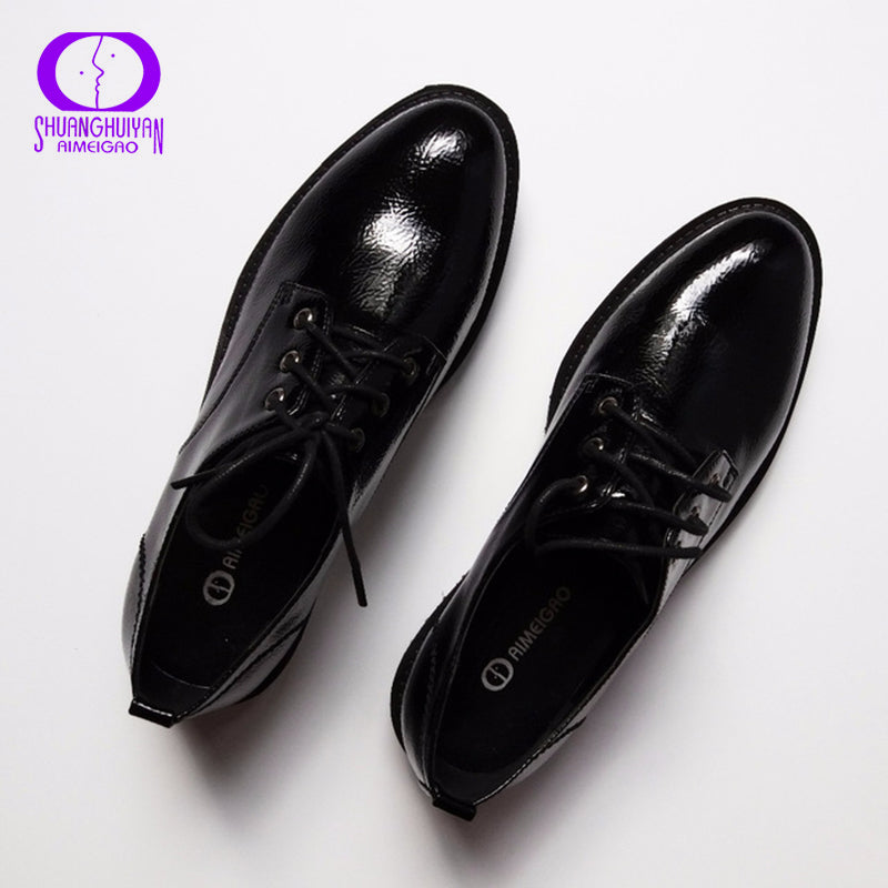 womens black oxford