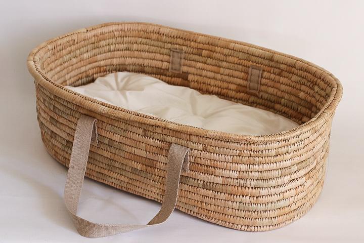 moses basket sale with stand