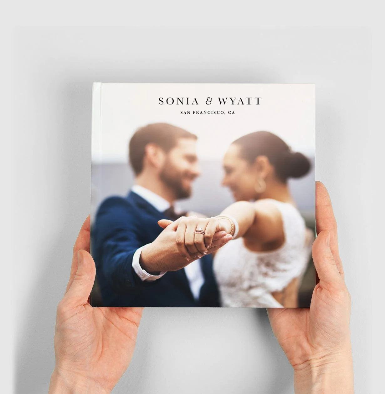 How to Create a Picture-Perfect Wedding Photo Book