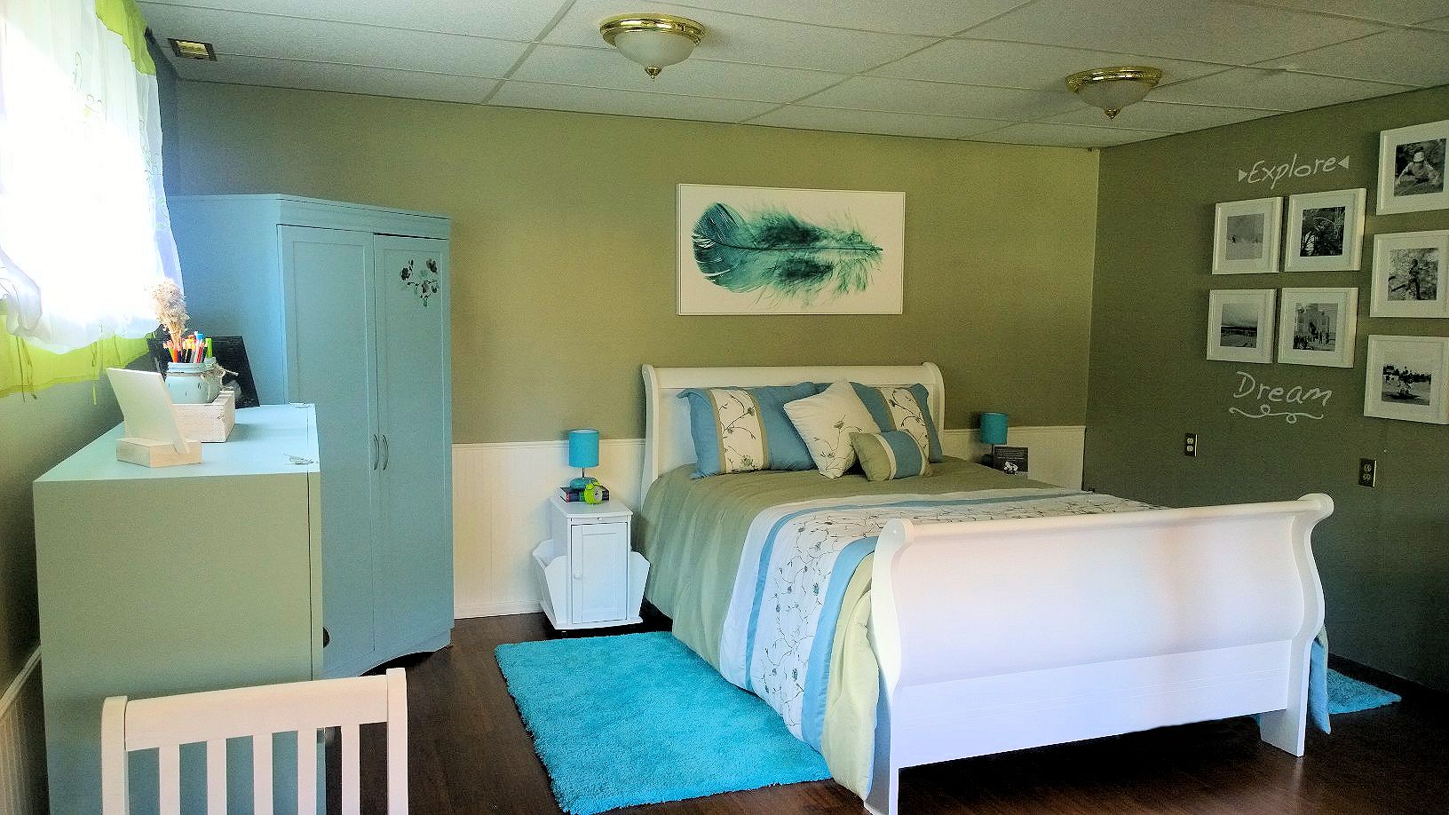 Room makeover project after photo turning a teen bedroom into a craft room and spare bedroom