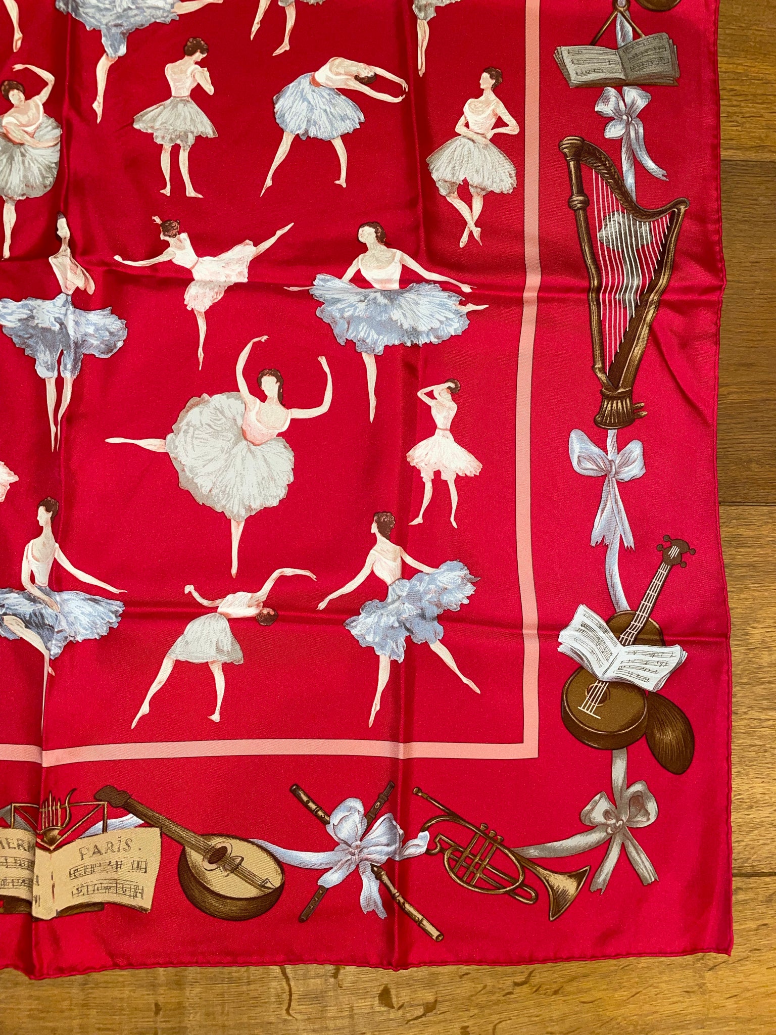 hermes ballerina scarf