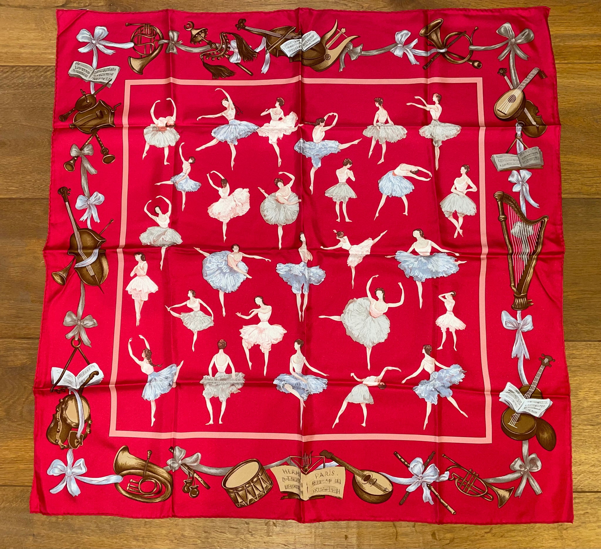 hermes ballerina scarf