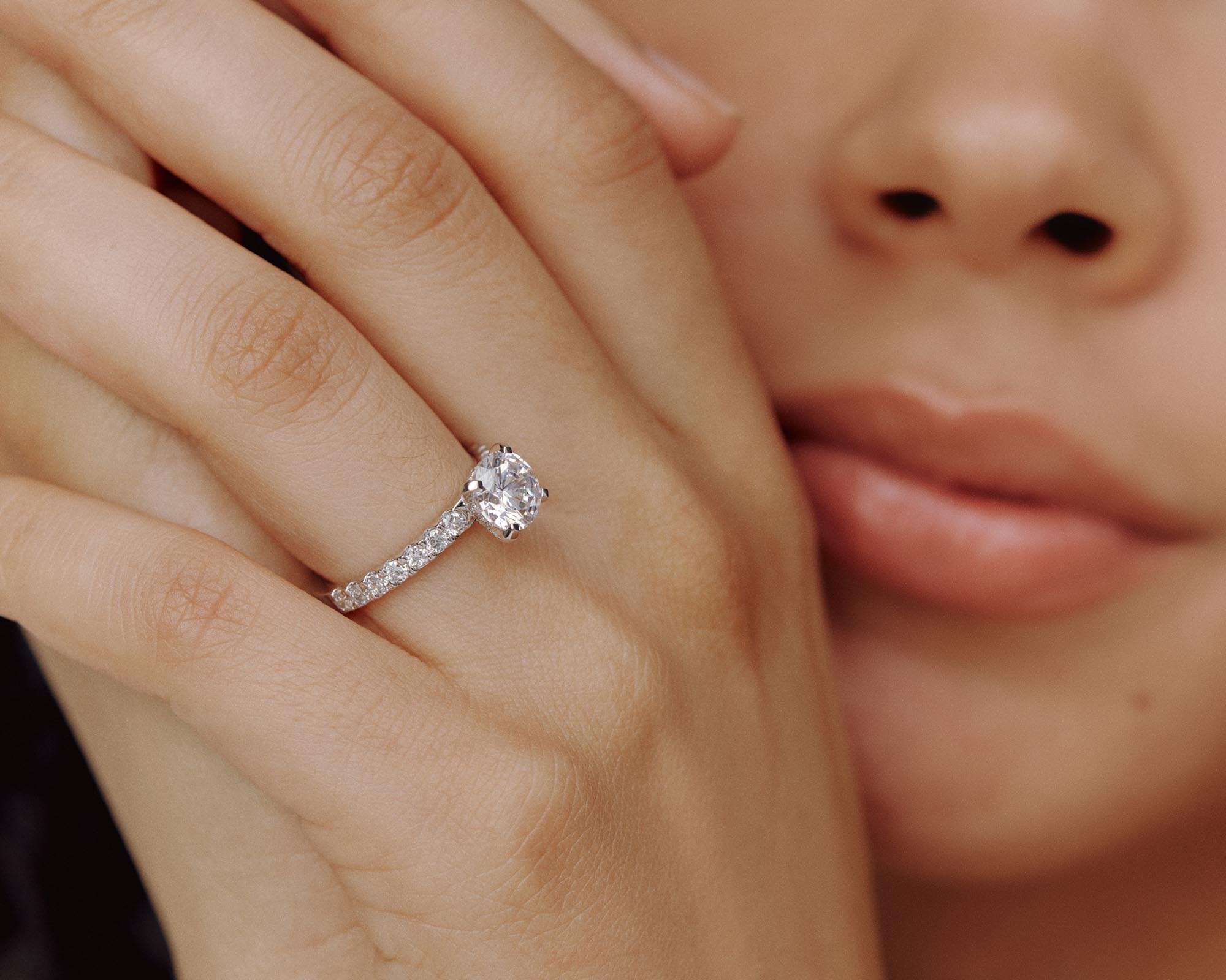 The Eternity Solitaire with a hidden halo