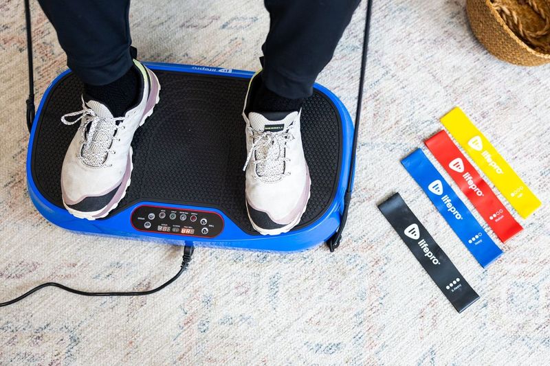 10 Killer Vibration Plate Exercises