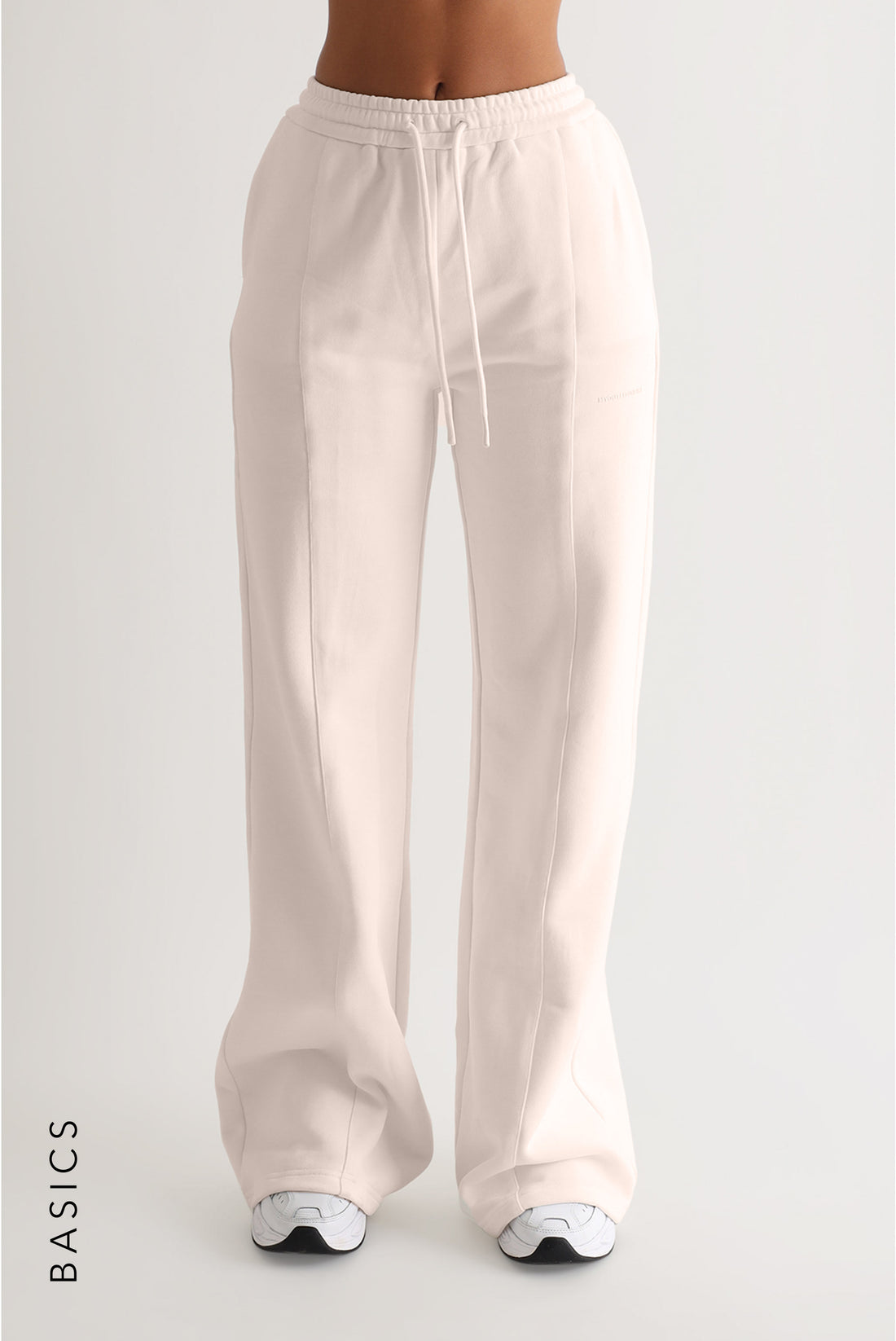 White Pocket Detail Low Rise Wide Leg Sweatpants