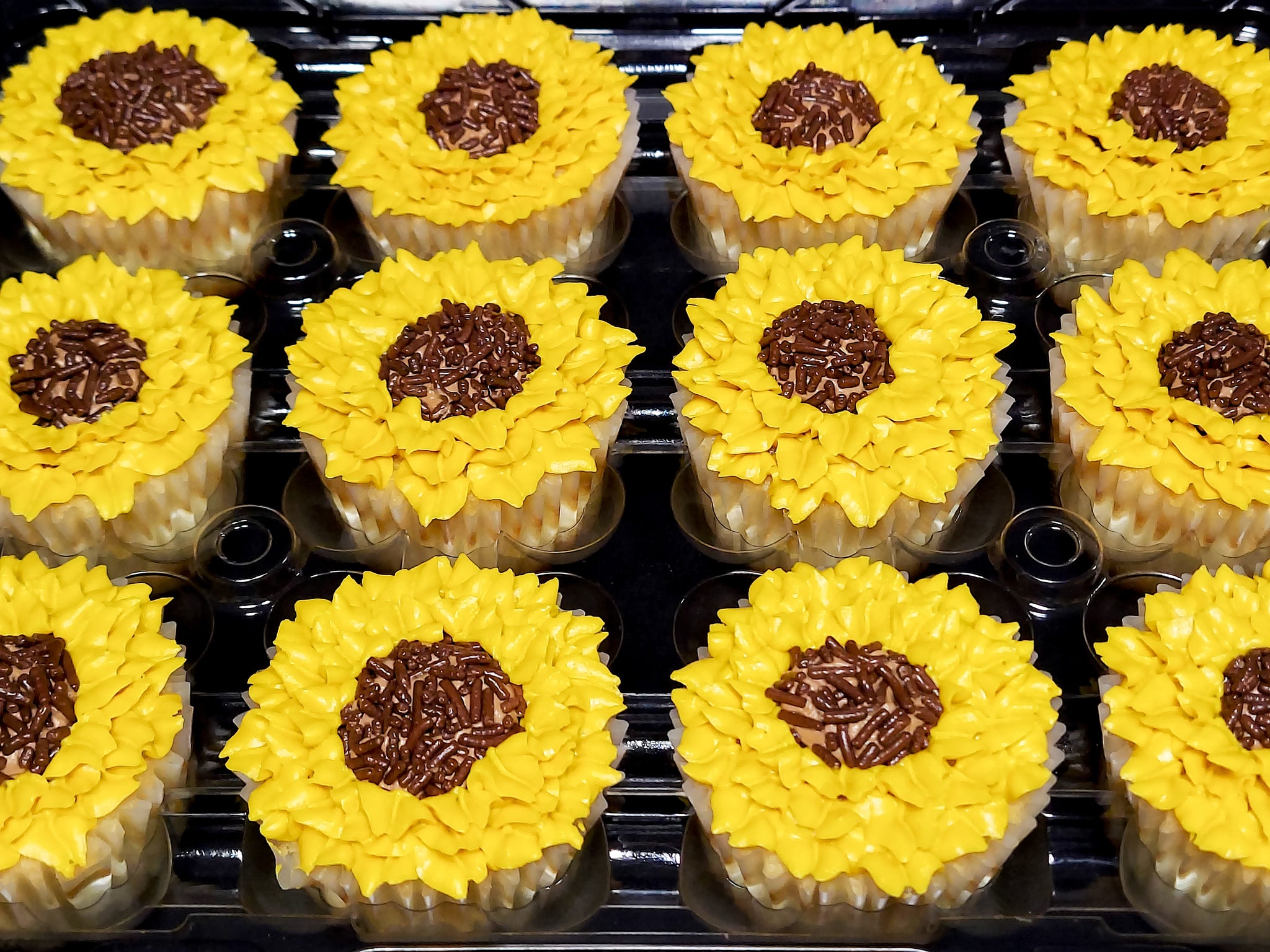 Sunflower Cupcakes – Storybook Bakery