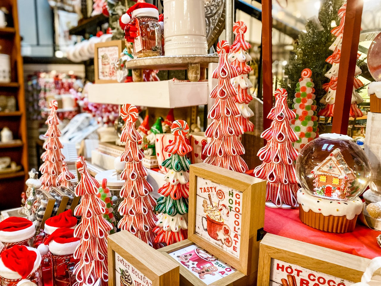 https://cdn.shopify.com/s/files/1/3045/4356/collections/Christmas-Treehouse-Gift-_-Home-1606331516.jpg?v=1668547044