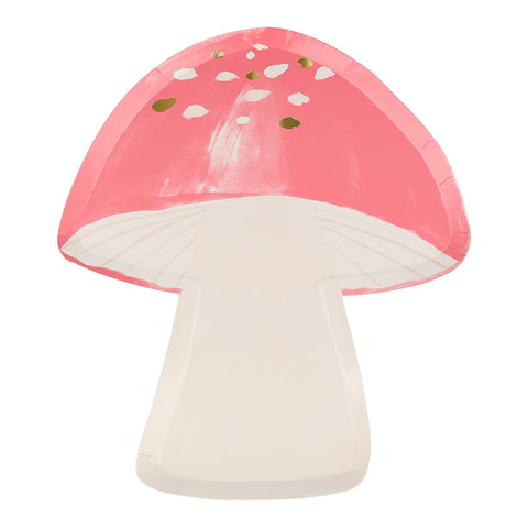 Find our adorable mushroom candles on our website, link in bio 🍄🎂🍄 , moss cake