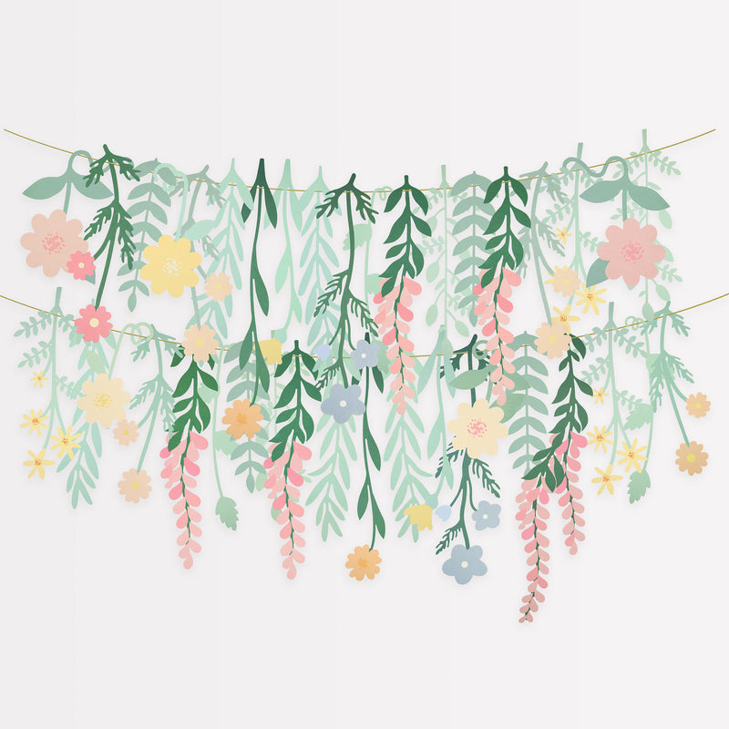 Our party garland, with flowers and foliage, is the perfect party packdrop. Image1