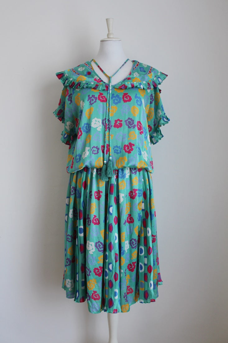 VINTAGE TURQUOISE PRINTED PLEATED DRESS - SIZE XL