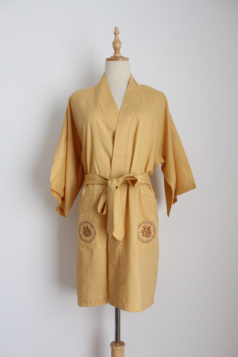 NEW WITH TAGS VINTAGE CHINA ROBE - SIZE S