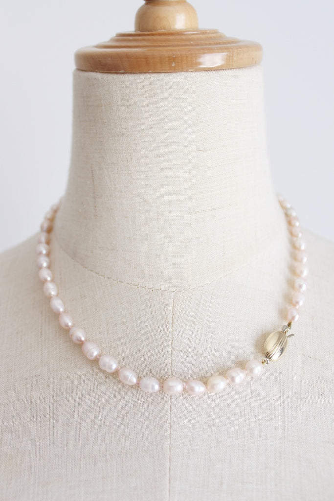 9ct pearl necklace