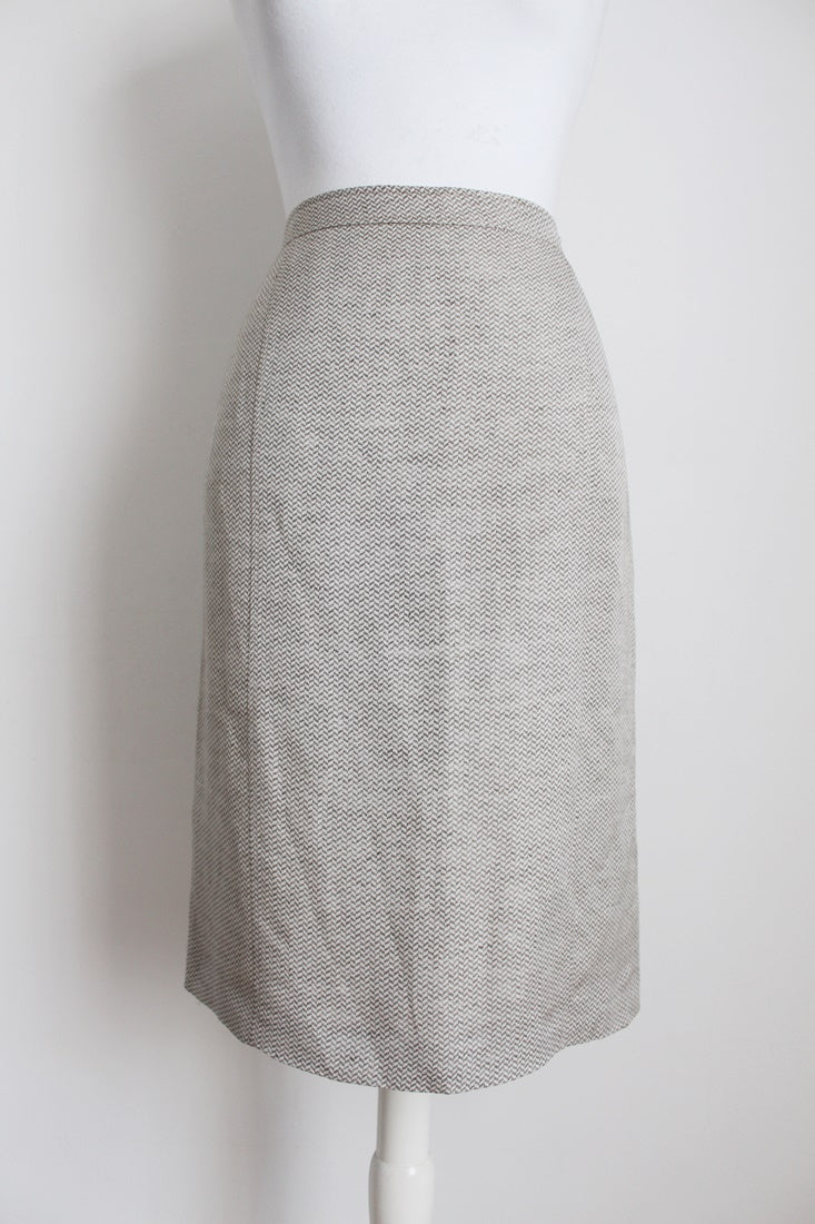 ARMANI COLLEZIONI DESIGNER SILVER SKIRT - SIZE 12