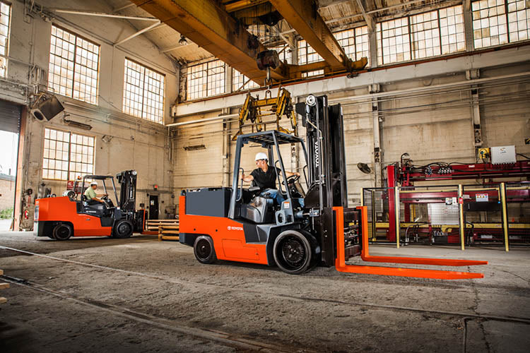 Toyota High-Capacity Electric Cushion Forklift