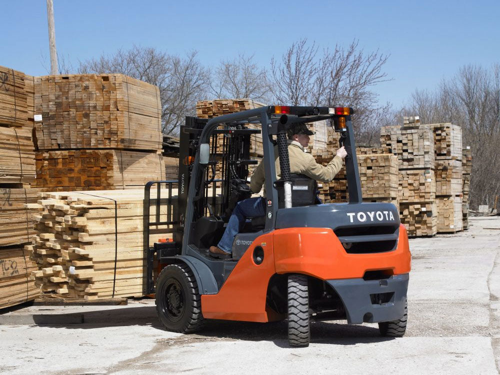 Toyota Mid Pneumatic Forklift