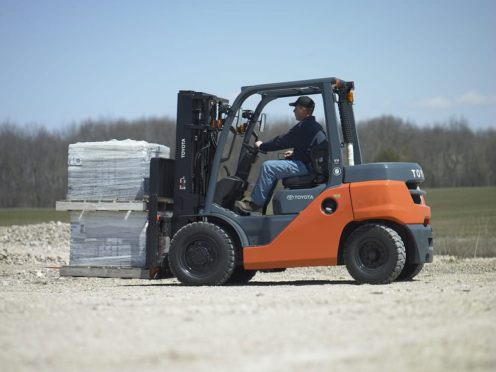 Toyota Mid Pneumatic Forklift