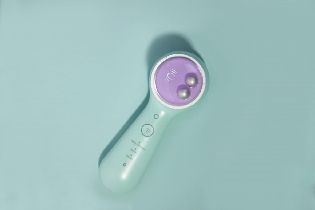 How to Use The Clarisonic Mia Smart and New Brush Heads