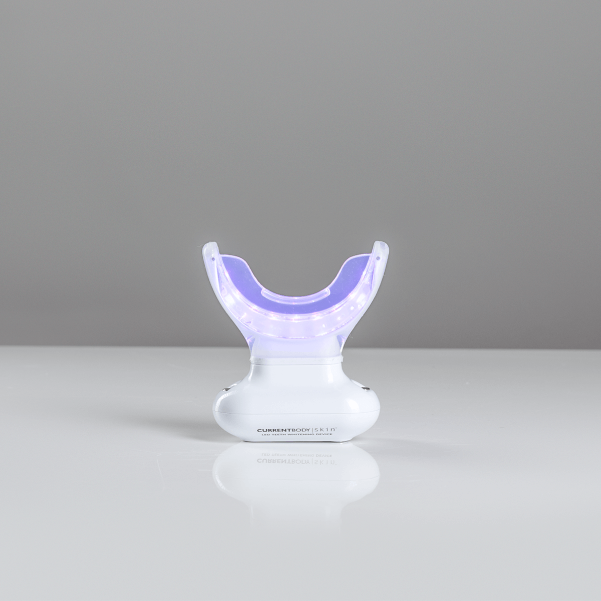 CurrentBody Skin LED歯のセルフホワイトニングキット | CurrentBody