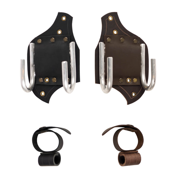 https://cdn.shopify.com/s/files/1/3098/6414/products/azure_leather_harness_hook_scabbard_1.jpg?v=1542145040&width=600