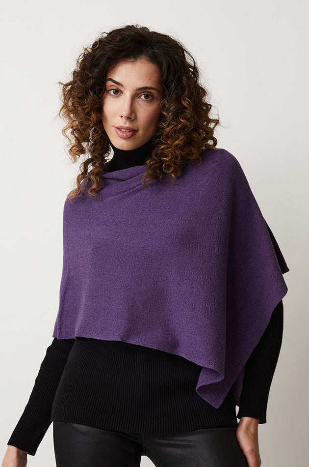 Desmona Faux Fur Trim Fleece Cape – Parkhurst Knitwear