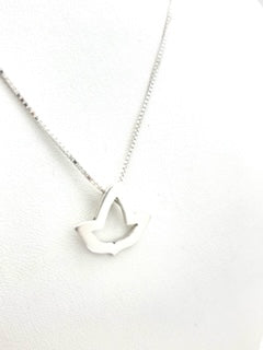 sterling silver ivy leaf necklace