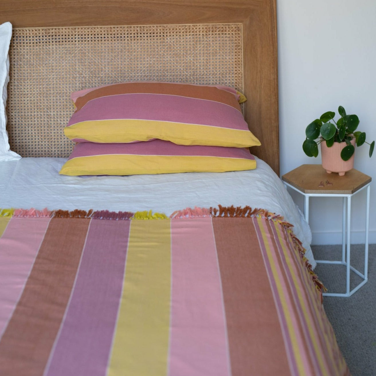 Peaches handloom blanket collection