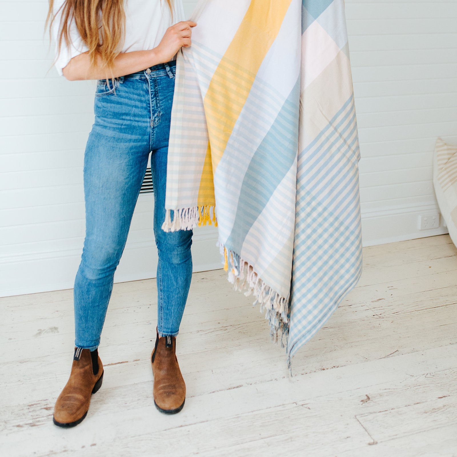 Birdy handloom blanket collection