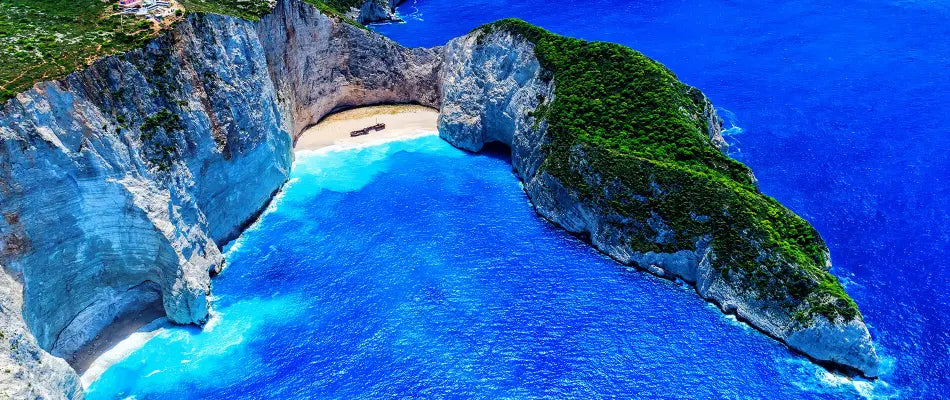 plus belle plage du monde Navagio Beach, Grèce