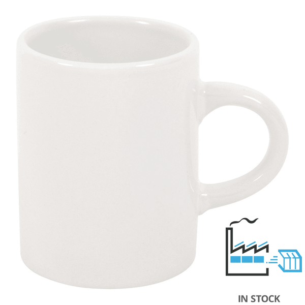 Three blank mugs Stock Photo by ©neiromobile 3518470