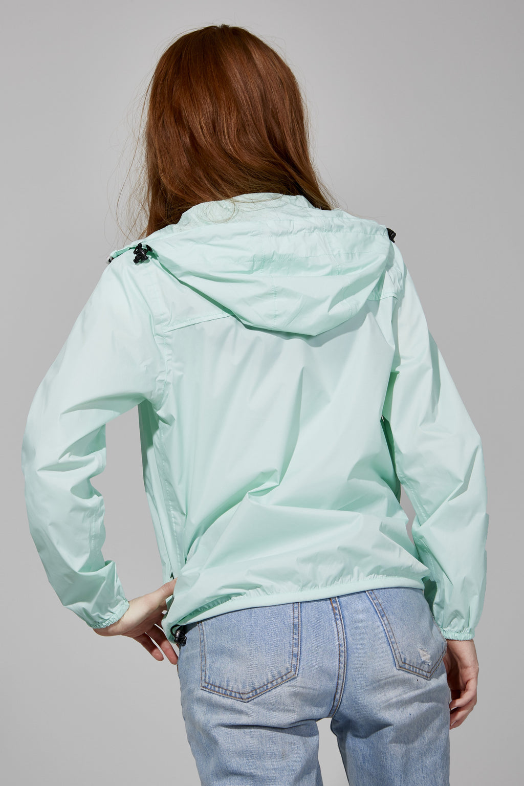Packable light rain jacket in mint green | Woman rain jacket | O8lifestyle