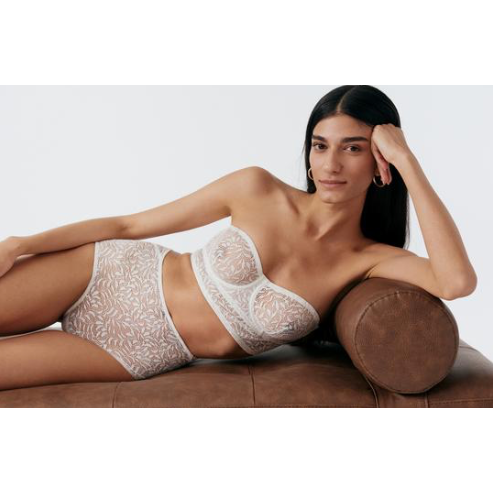 Acacia Long Line Underwire Strapless Bra