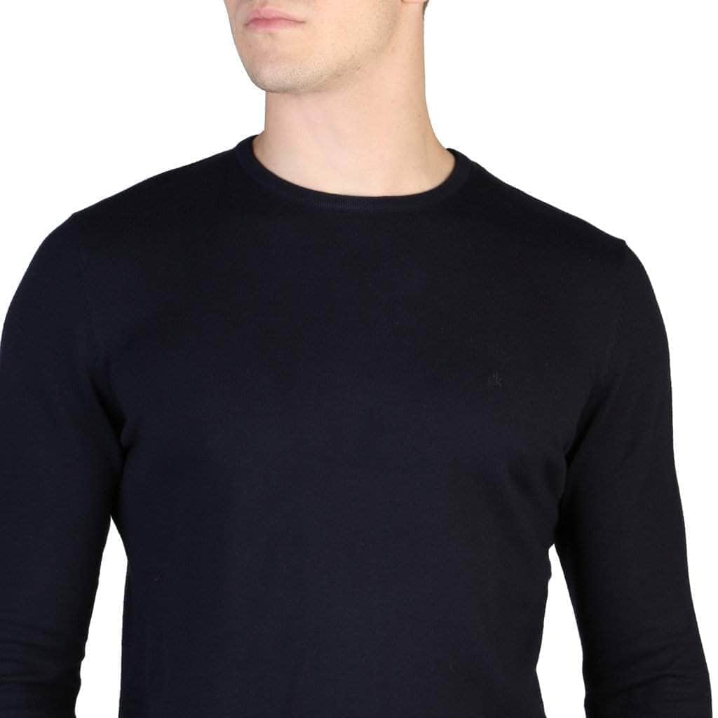 your trendy style Clothing Sweaters Calvin Klein - J30J305908