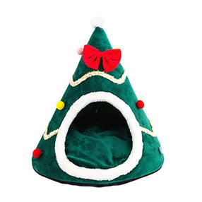 FurGrip Christmas Tree House Pet Bed