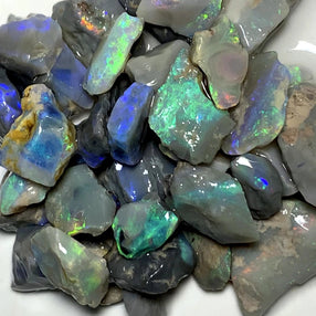 Lightning Ridge Rough Dark Seams Opal Parcel 115cts Lots of Potential &amp; Cutters Lots Bright colours &amp; bars 17x12x3mm to 5x3x2mm WAA72