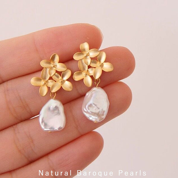 BESS - White Baroque Pearls Drop Earrings