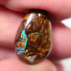 Winton Boulder Matrix Opal Gem stone 13cts Jewellery Grade  N5 Body Tone B3 Brightness Stunning Display of Bright Blue &amp; greens Fires 25x12x6mm 0614