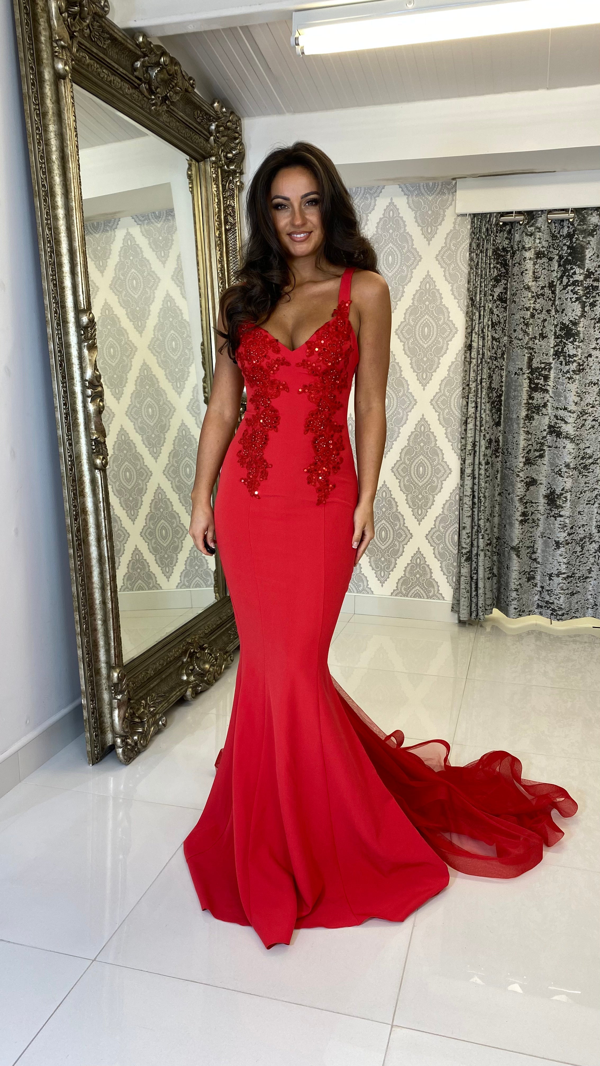 Prom Night Outfit Midjourney Prompt: Create Your Dream Dress for the B –  Socialdraft