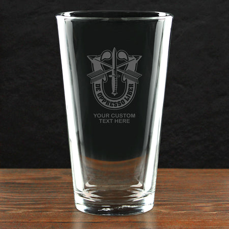 US Army &#39;Pick Your Design&#39; Personalized Pint Glass