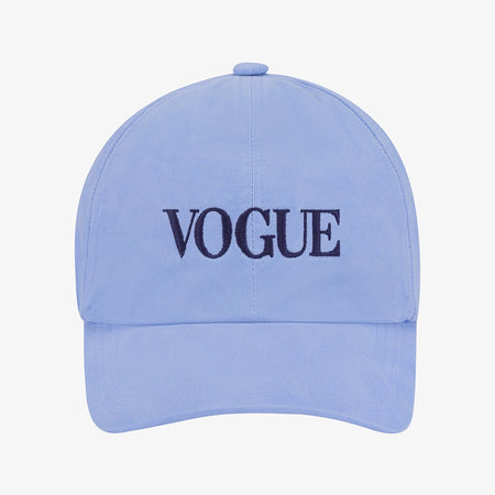 Gorra VOGUE Azul cielo con logo bordado