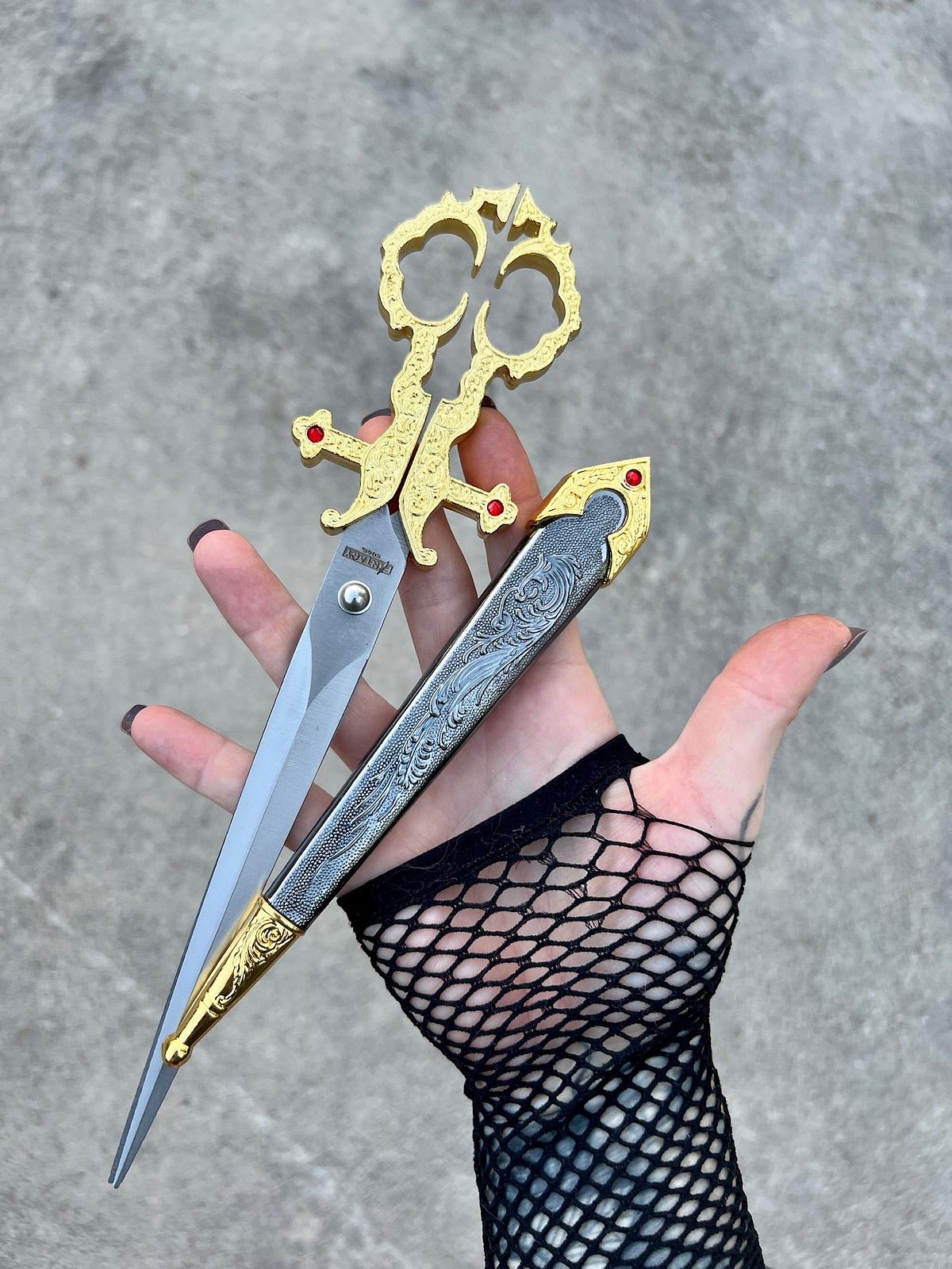 Gray Renaissance Scissors