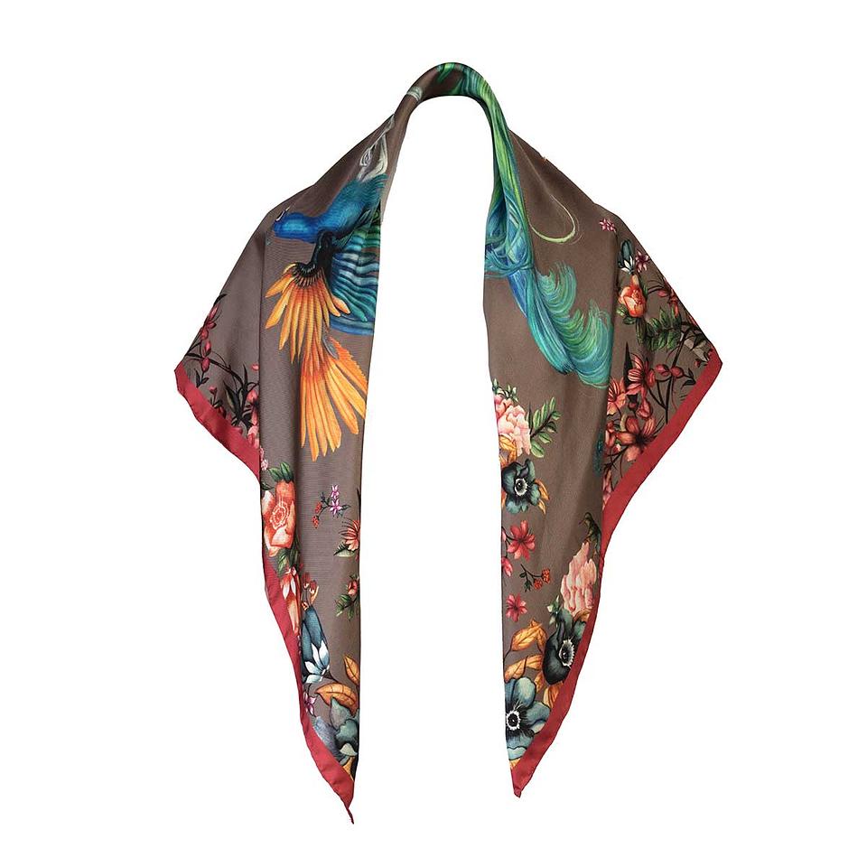 10 Ways To Tie a Large Square Silk Scarf – Clare Haggas