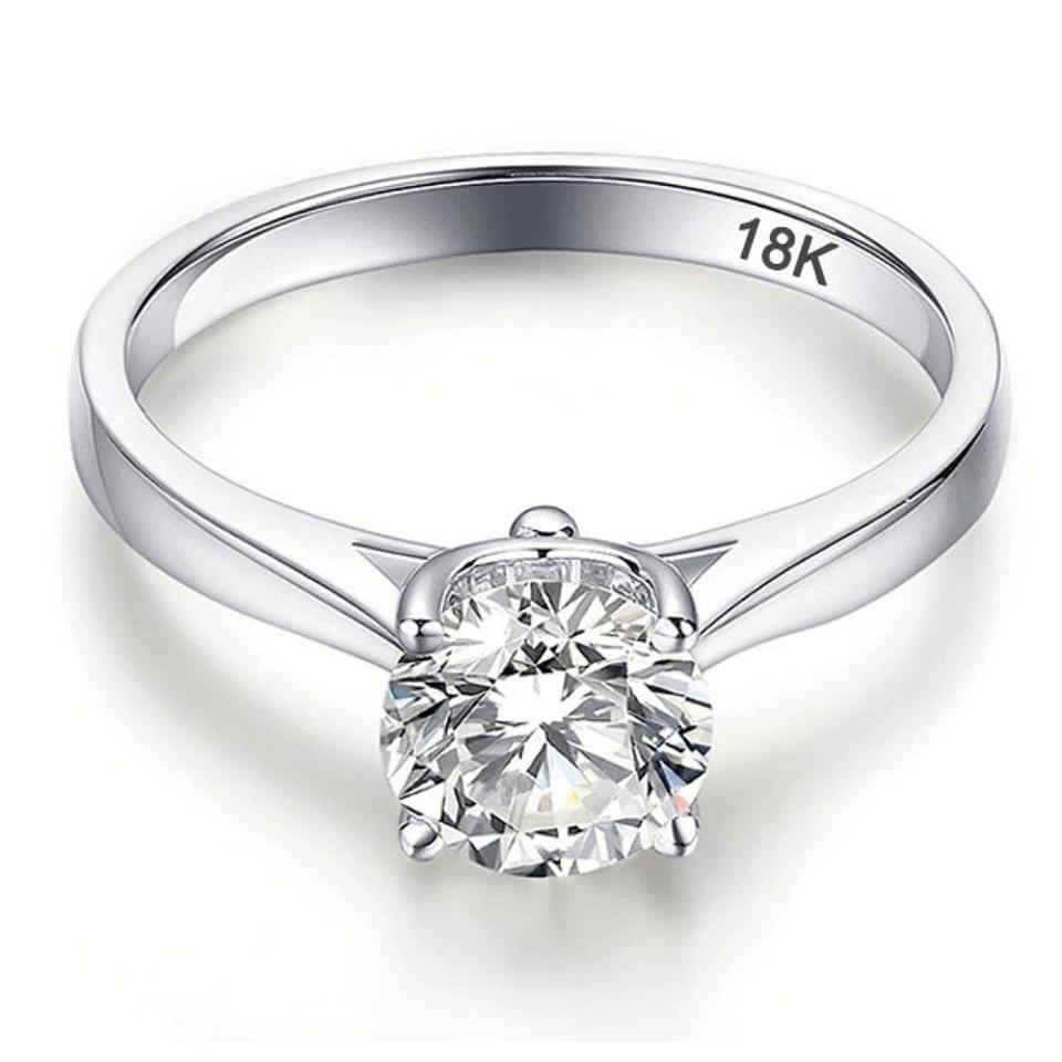 18K White Gold Round Cut Wedding Ring